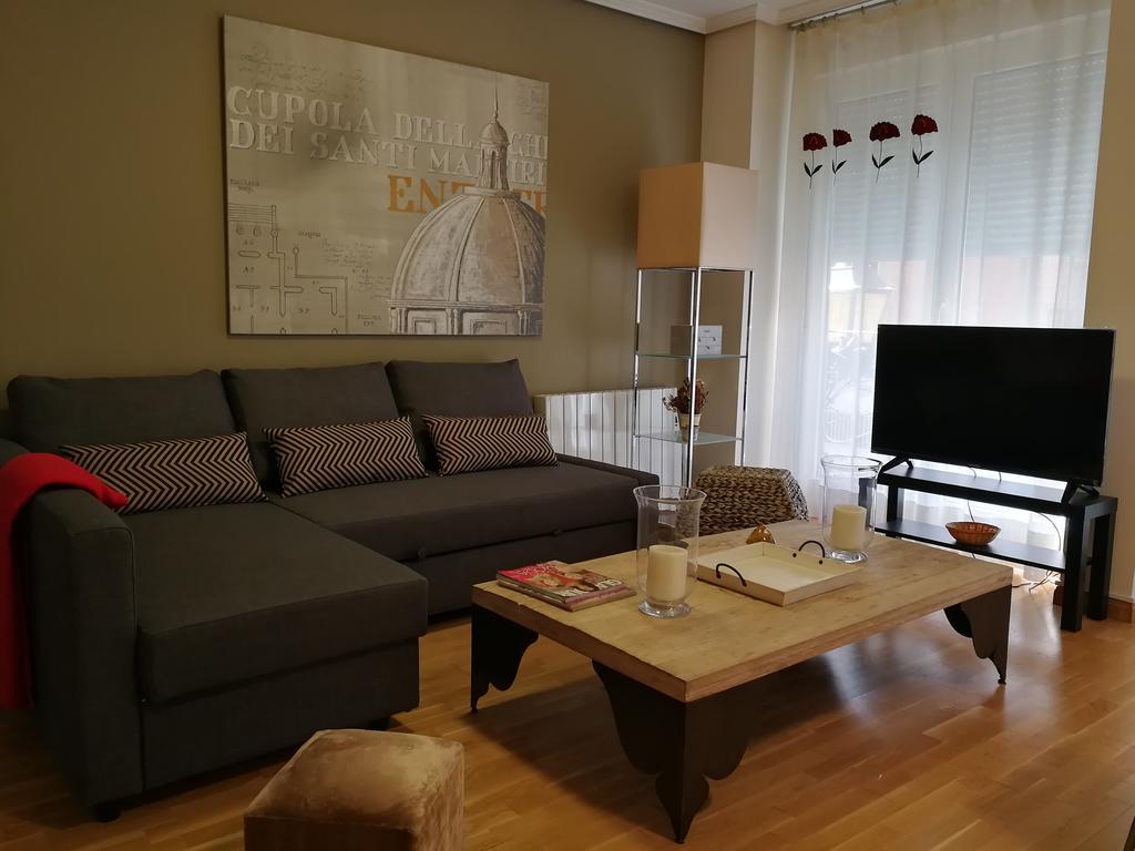 Apartmán 18 Torres El Pilar Zaragoza Exteriér fotografie